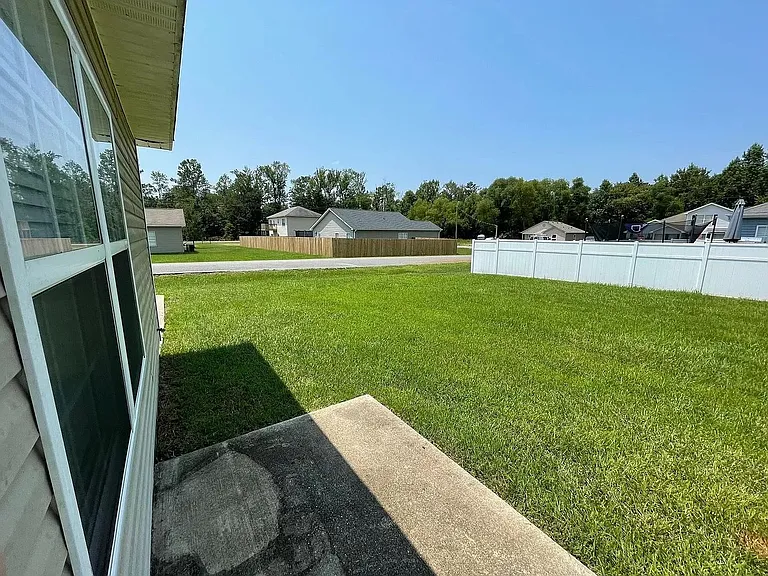 33 Drews Way — Photo 4