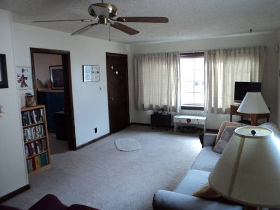 Living Rm