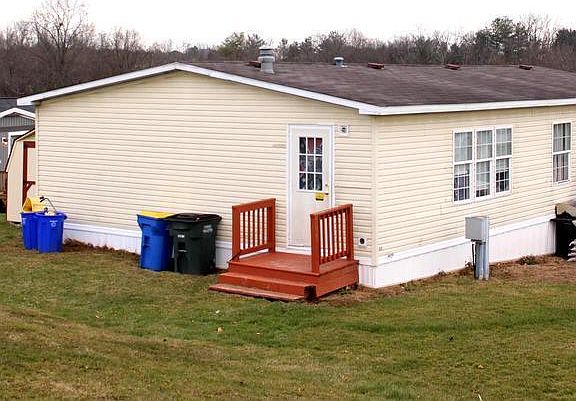 4th image of 4645 Hikey St