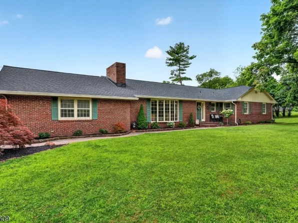 155 Orchard Rd, Montgomery Twp., NJ 08558
