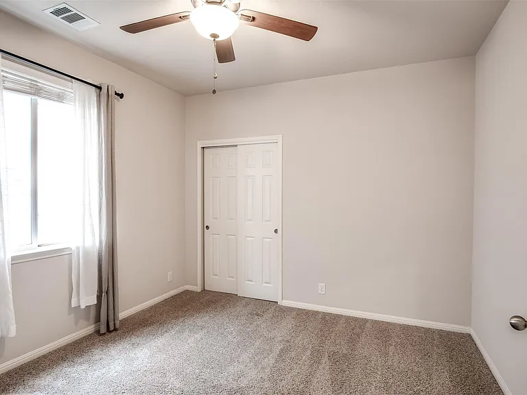 11508 Running Brush Ln — Photo 14