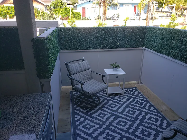 237 S Clementine St #8 — Photo 12