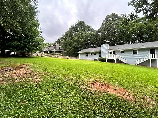 80 Pinehurst Ln — Photo 24