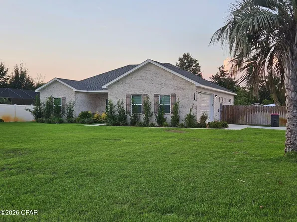 9135 Sunshine Dr, Youngstown, FL 32466