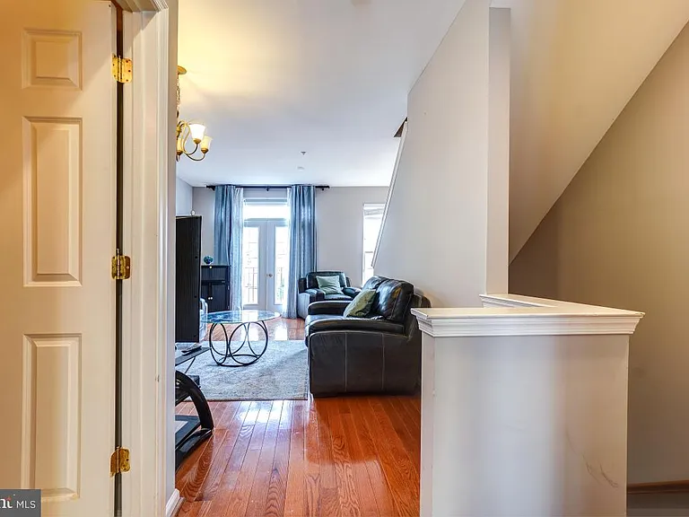 4281 S Capitol St SW — Photo 45