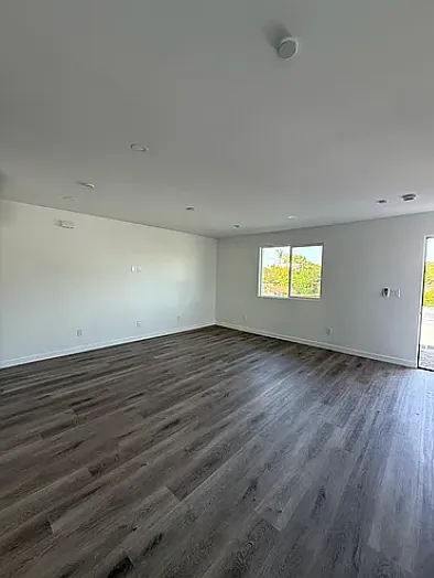 Studio, 485 sqft, $1,775 — Photo 3