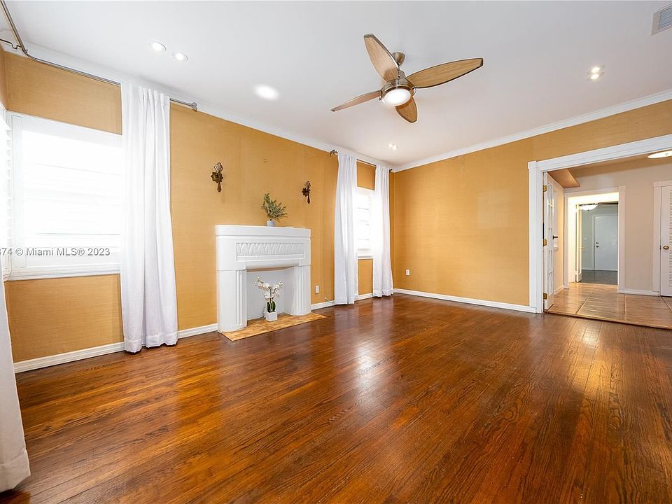 1st image of 1051 Michigan Ave APT 3