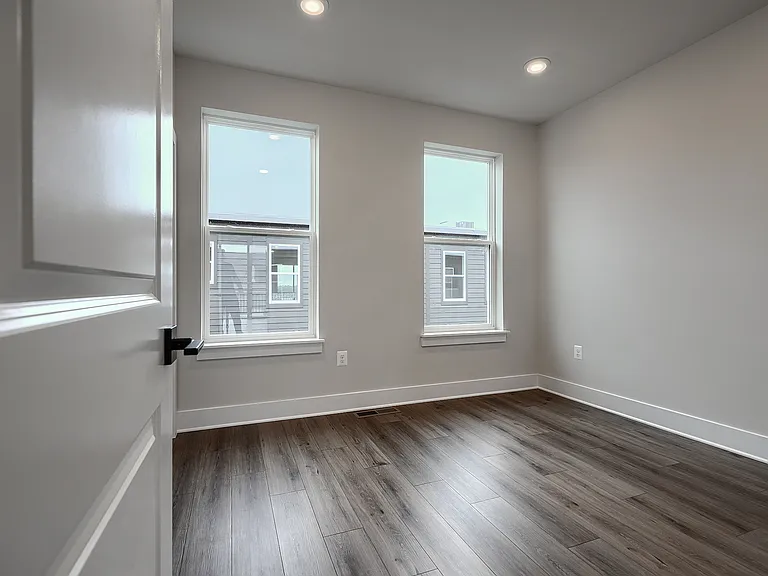 109 Glass Ln — Photo 27