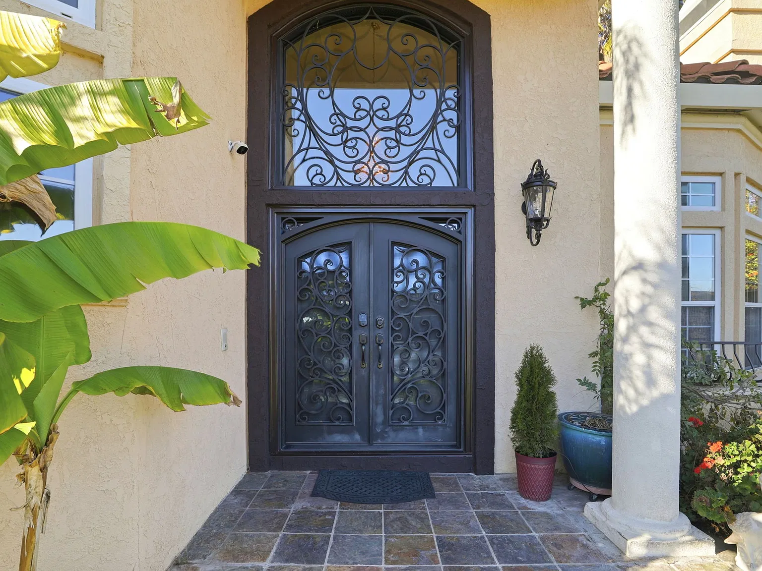 4 bed, 3016 sqft, $8,250 — Photo 4