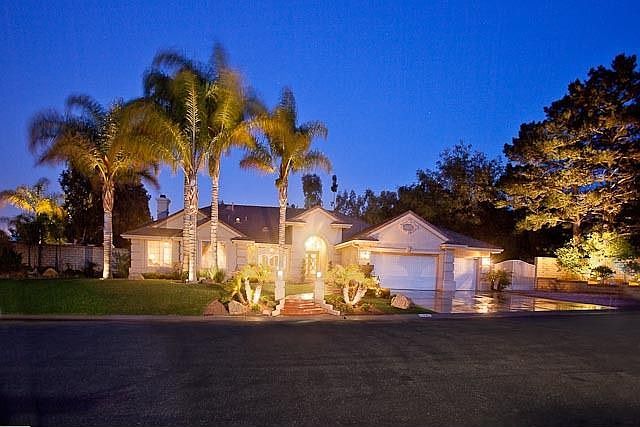 Stunning curb appeal