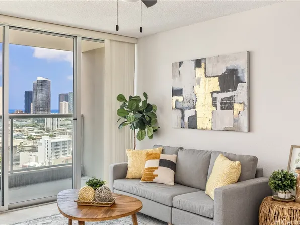 1448 Young St APT 1803, Honolulu, HI 96814