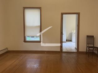 16 Prince St #11, Brookline, MA 02445