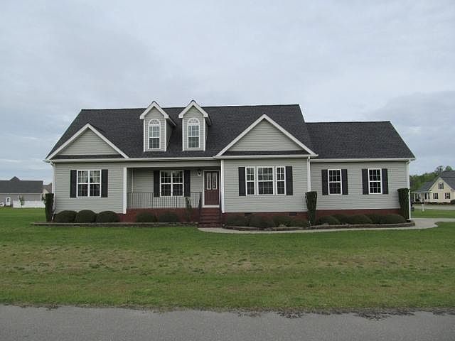 1st image of 602 Heron Dr