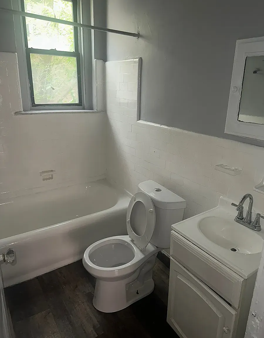 Minerva Court Apartments — Photo 3