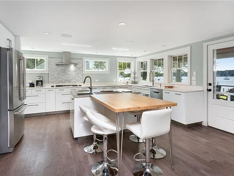 39 Shore Dr — Photo 24