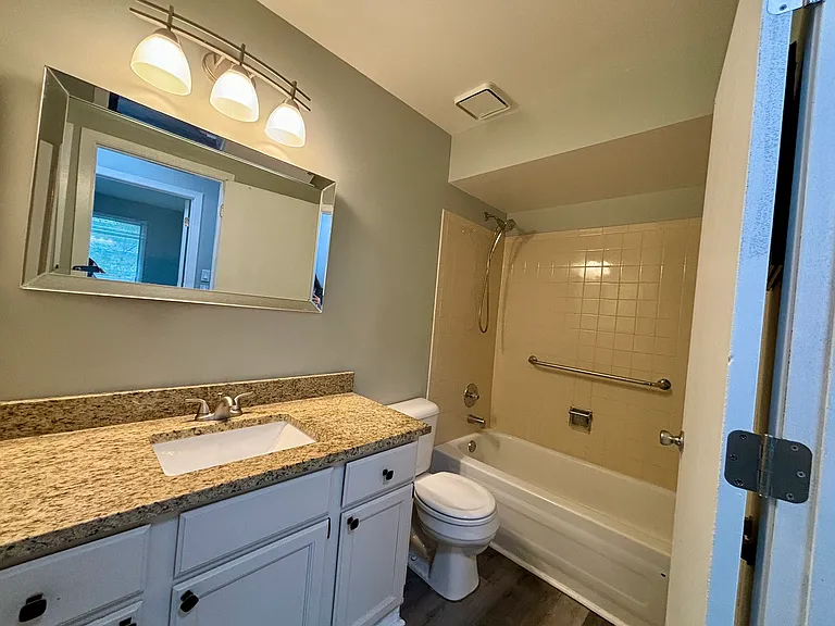 48 Churn Rd — Photo 8