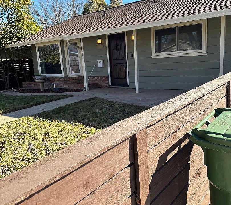 1st image of 2010 Rosswood Dr