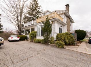 690 Windwood Dr #A2-4, Tiverton, RI 02878