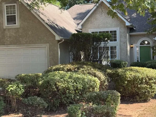 393 Victoria Ln, Stockbridge, GA 30281