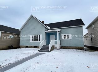 721 Terrace Ave, Marinette, WI 54143