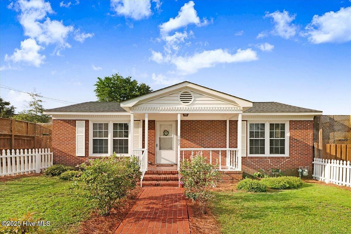 102 SE Third Street, Snow Hill, NC 28580 | Zillow