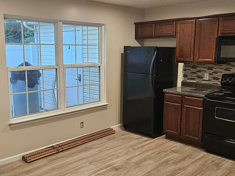 3059 London View Dr — Photo 15