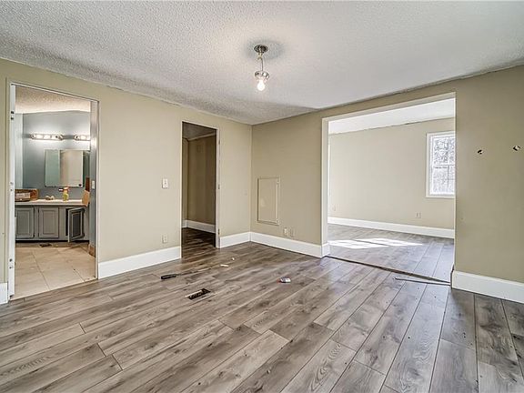 4th image of 217 Lankford Dr