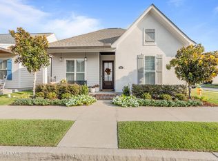 307 Harvey Cay Ln, Youngsville, LA 70592