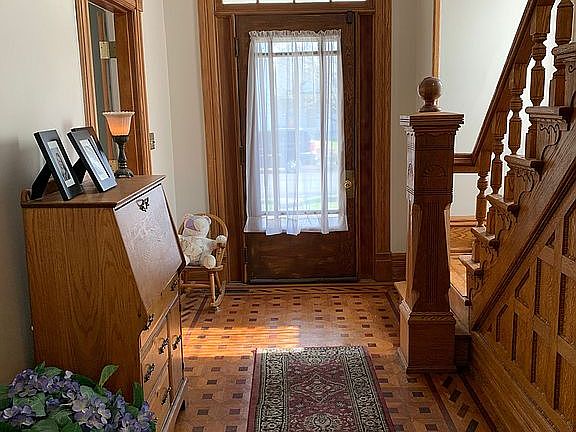 5th image of 533 N Wayne St
