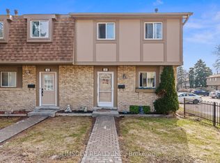 57 Hansen Rd N #29, Brampton, ON L6V3C6