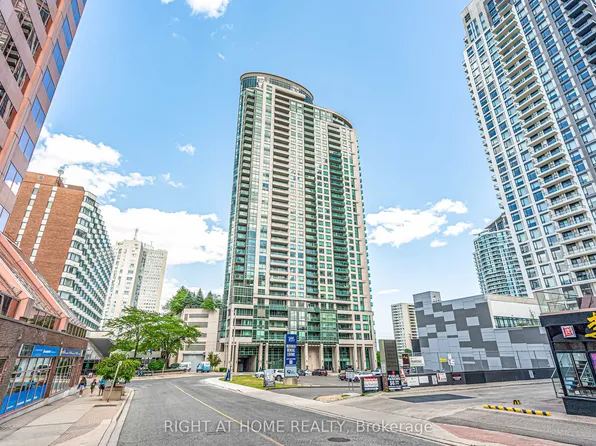 208 Enfield Pl #2902, Mississauga, ON L5B 0G8