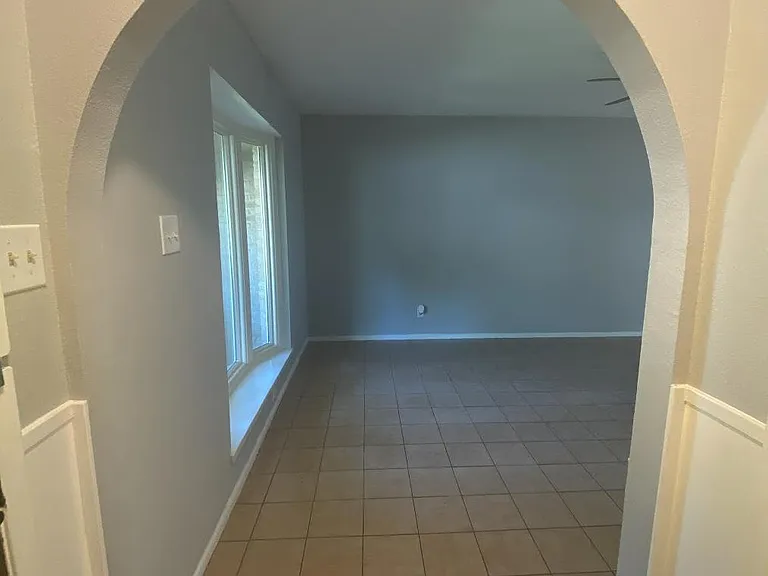 9317 Powhatan Dr — Photo 8
