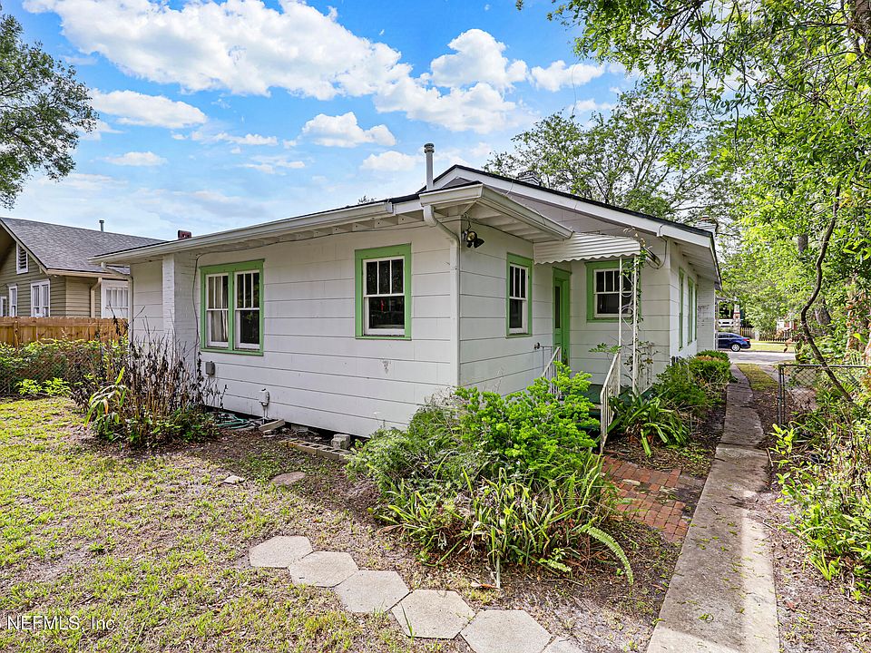 1st image of 2831 SELMA Street