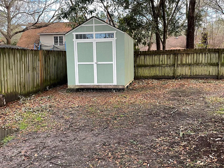 207 Mohican Cir — Photo 8