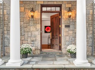 96 E Elm St #2, Greenwich, CT 06830