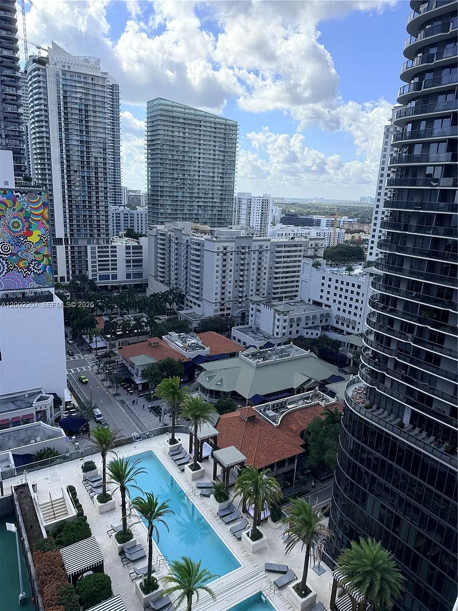 Building Photo - 801 S Miami Ave #2002