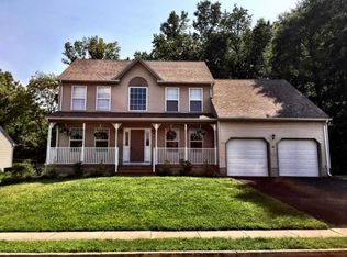 52 Vincent Dr, Burlington, NJ 08016