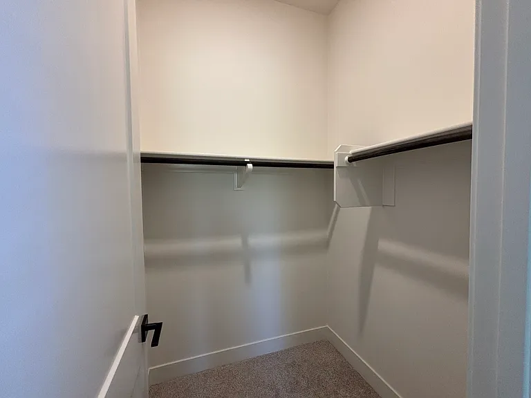 53 Molly Loop — Photo 19