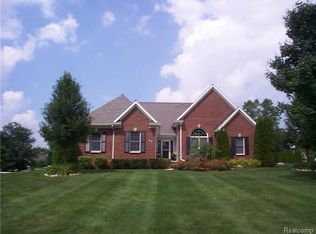 652 Saint Andrews, Saint Clair, MI