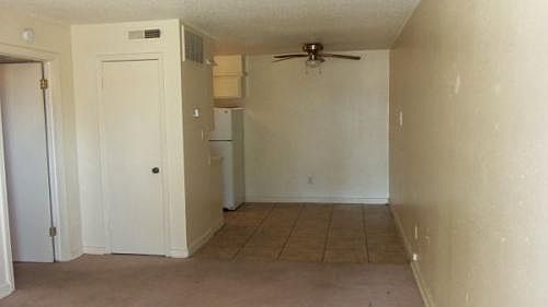 2nd image of 1906 N Broadway St APT 10