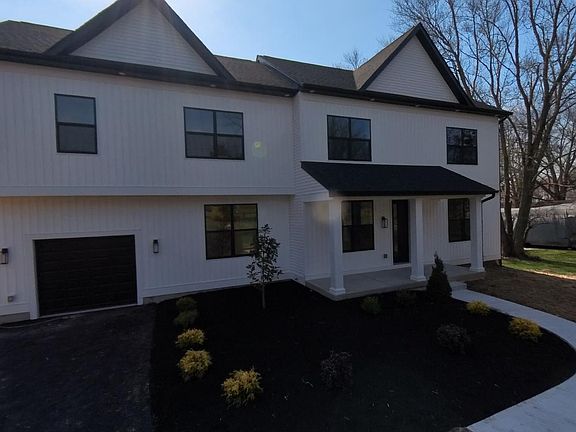 3rd image of 106 Maron Rd