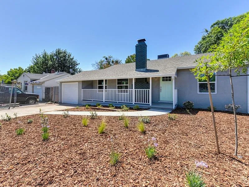 5630 Fruitridge Rd photo 1