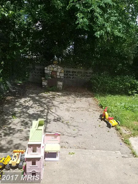Thumbnail 16