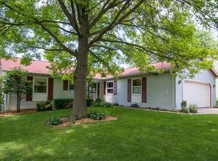 3675 Charter Pl, Ann Arbor, MI