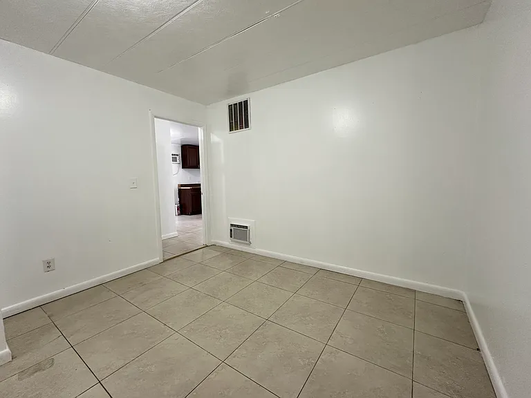 10166 Marlin Cir #2 — Photo 6