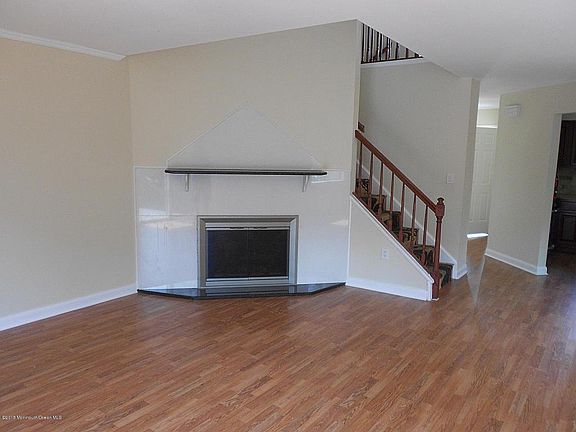 3rd image of 1 Pennybrook Ln #47