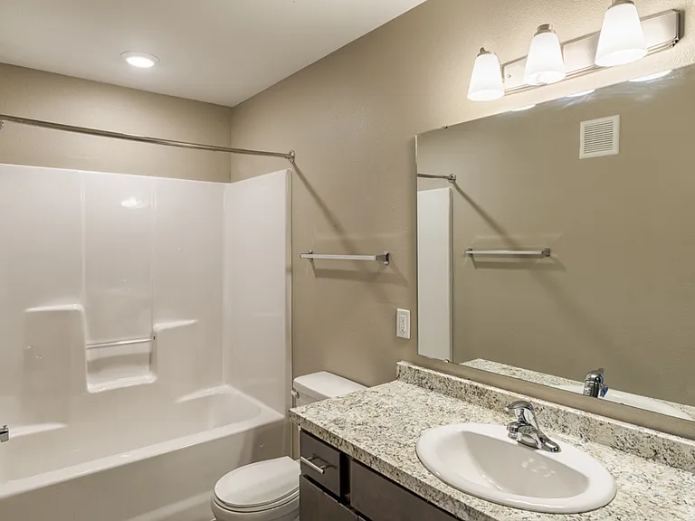 Ironwood Flats — Photo 32
