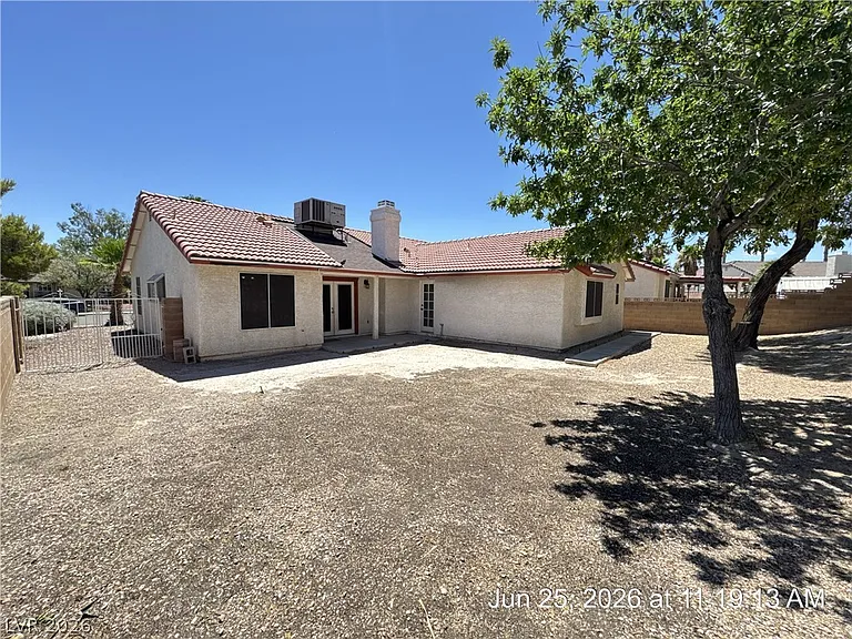 7931 Stone Wall Dr — Photo 4