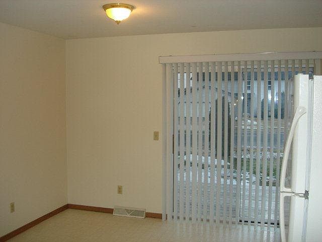 Dining Area, Sliding Door to Deck