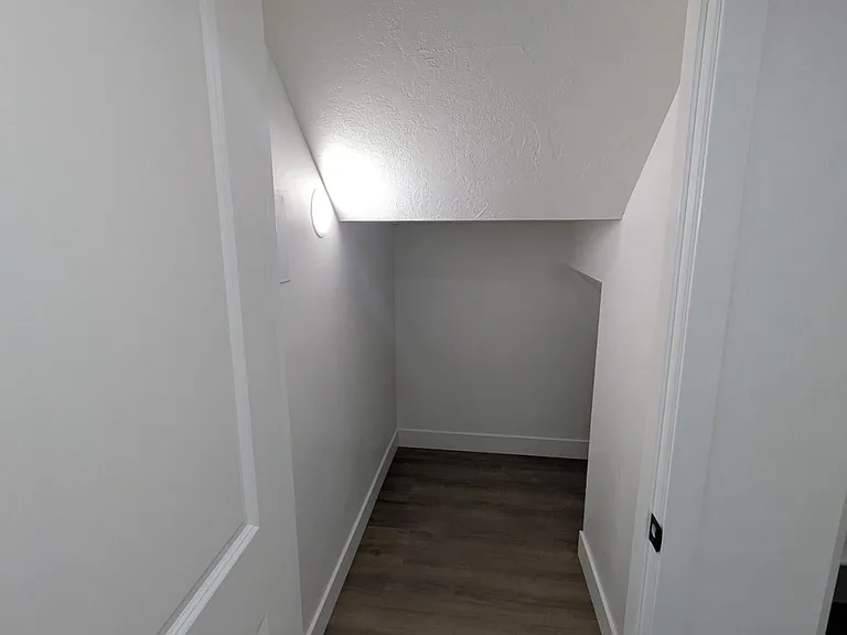 3826 S Woodland Ave #BASEMENT — Photo 27
